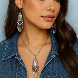 Native American Beaded Silver Tone Necklace & Earring Set
